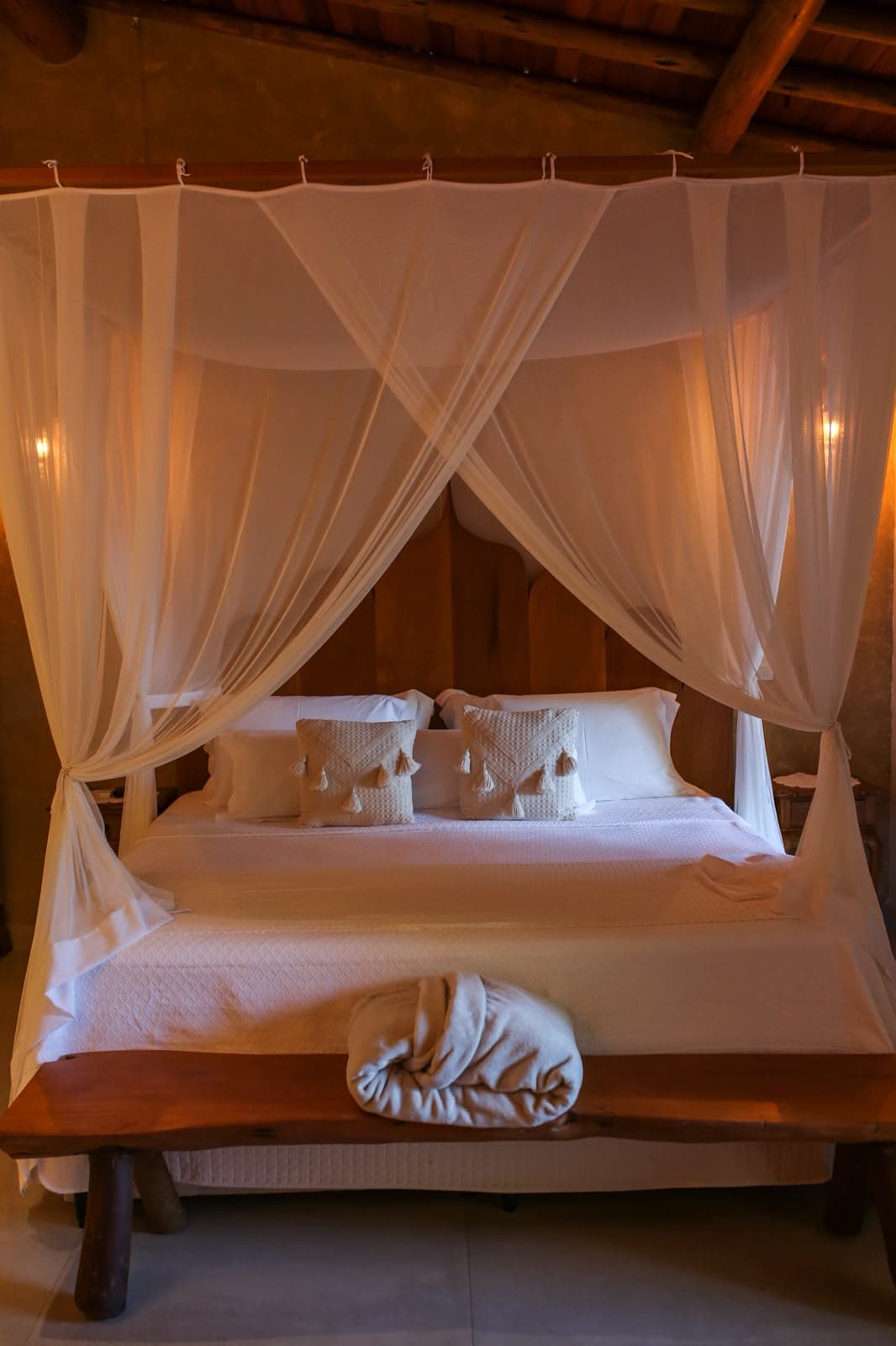 Quarto Confortavel com cama de casal